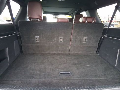 Used 2023 Ford Expedition Max Limited image 11