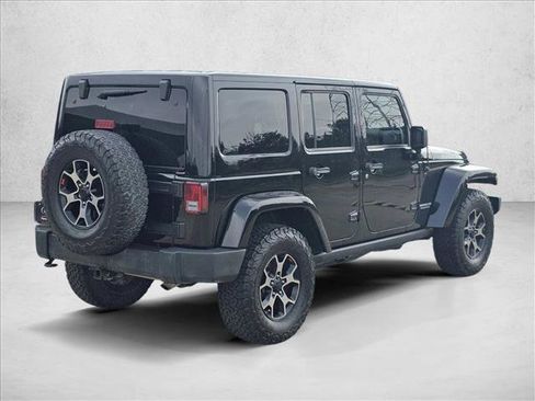 Used 2017 Jeep Wrangler Unlimited Rubicon w/ Connectivity Group AWD/4WD image 5