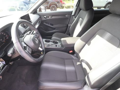 Used 2025 Honda Civic Sport image 2