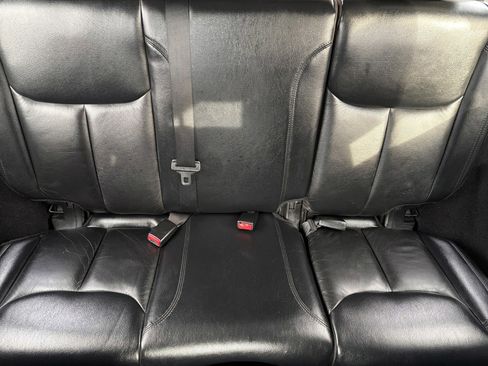 Used 2014 Jeep Wrangler Unlimited Sahara w/ Dual Top Group image 13