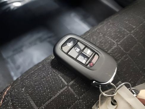 Used 2025 Honda HR-V Sport image 33