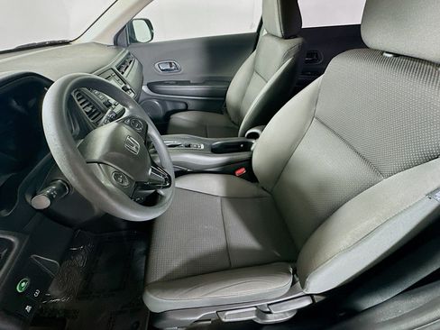 Used 2019 Honda HR-V LX image 18