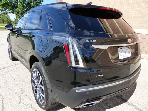 Used 2021 Cadillac XT5 Sportv w/ Platinum Package AWD/4WD image 7