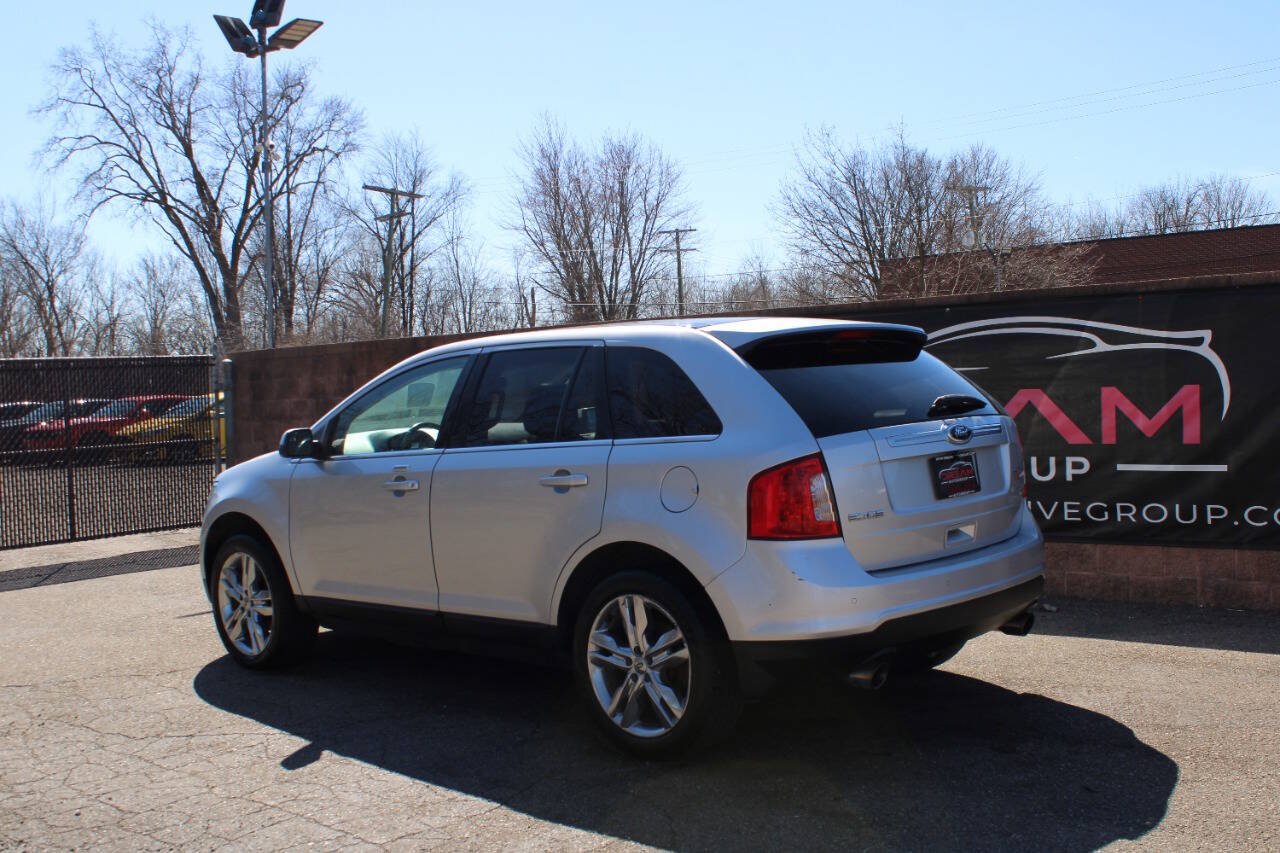 Used 2014 Ford Edge Limited w/ Equipment Group 301A AWD/4WD image 3