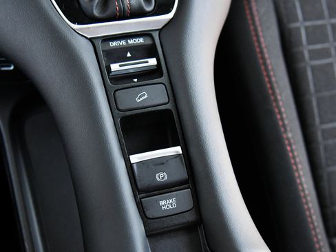 Used 2025 Honda HR-V Sport image 25