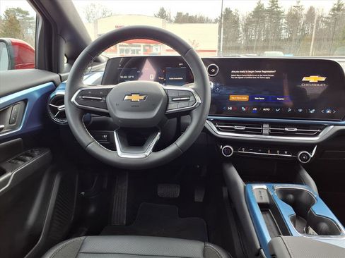 New 2026 Chevrolet Equinox EV LT image 21