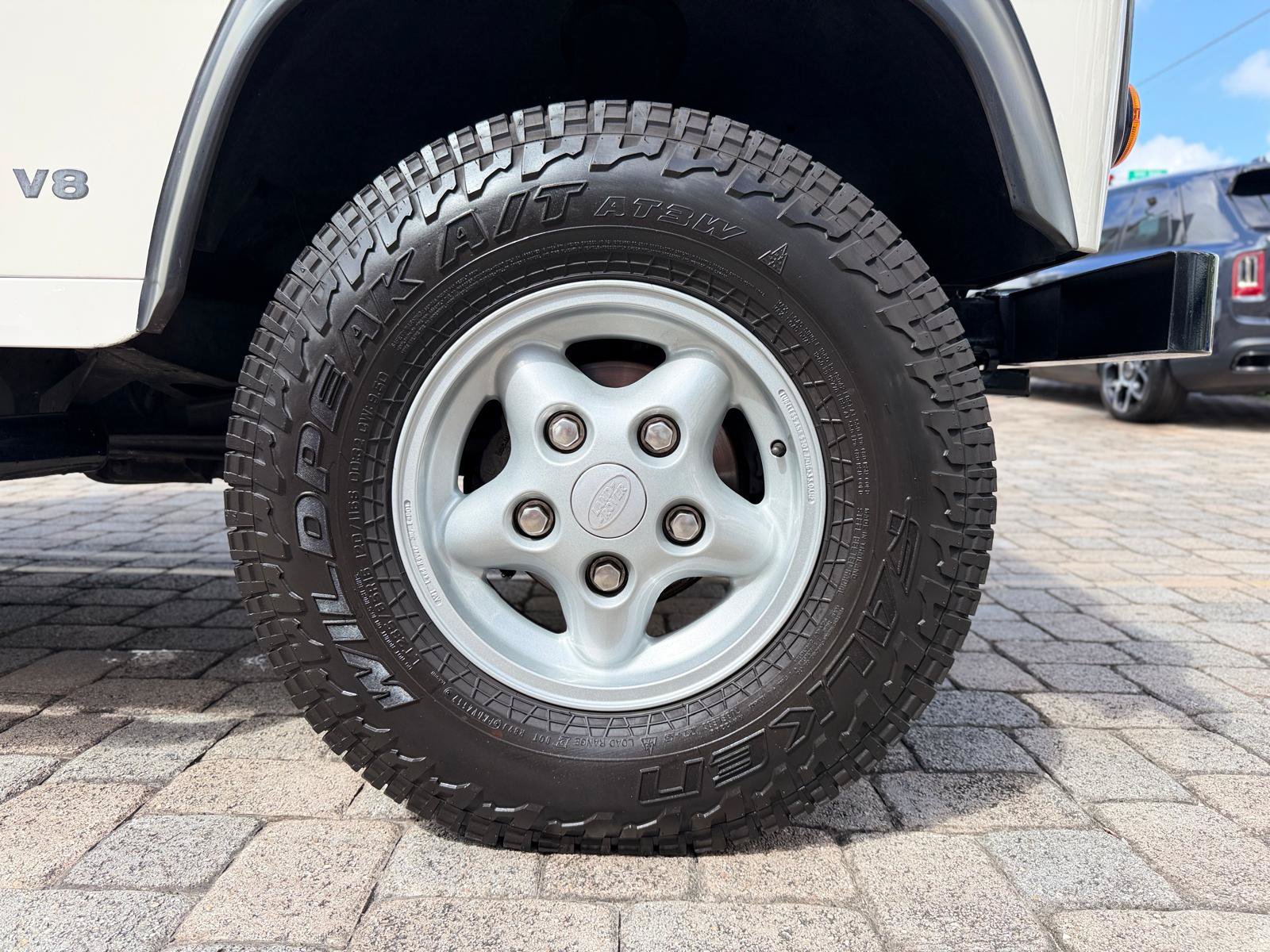 Used 1997 Land Rover Defender 90 AWD/4WD image 32