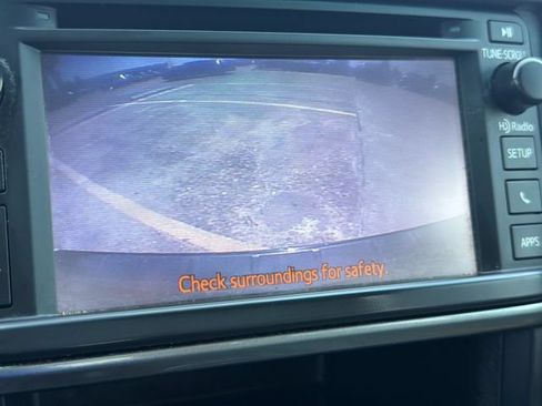 Used 2013 Toyota Highlander Limited FWD image 22
