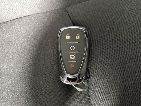 Used 2024 Chevrolet Malibu LT FWD image 32