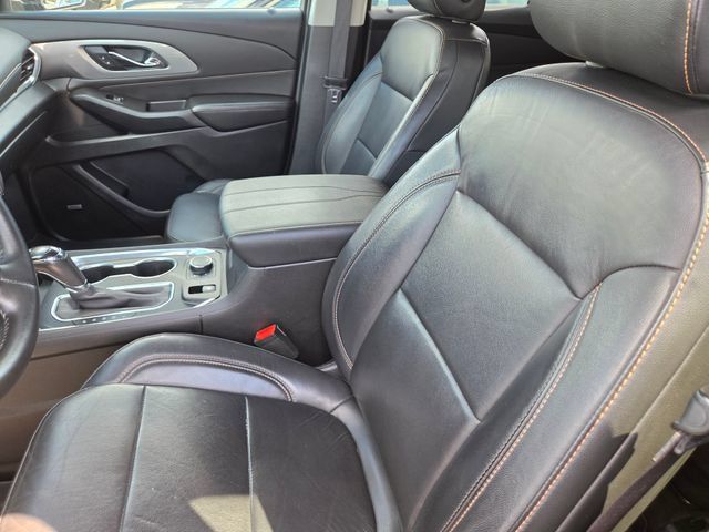 Used 2020 Chevrolet Traverse RS w/ LPO, Floor Liner Package AWD/4WD image 4