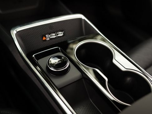 New 2026 Chevrolet Equinox LT w/ Convenience Package II image 19