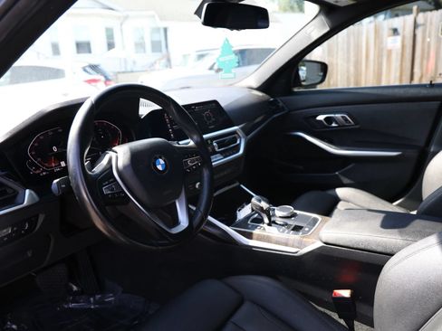Used 2020 BMW 330i xDrive Sedan w/ Convenience Package AWD/4WD image 14