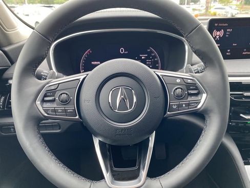 Used 2023 Acura MDX SH-AWD w/ Technology Package image 10