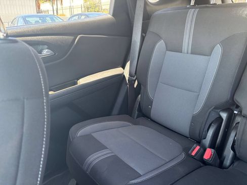 Used 2026 Chevrolet Blazer LT FWD image 40