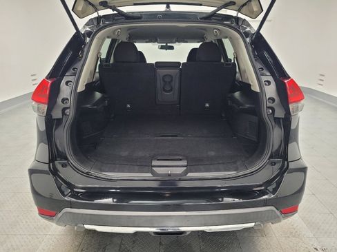 Used 2018 Nissan Rogue S image 29