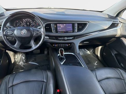 Used 2020 Buick Enclave Avenir w/ Avenir Technology Package FWD image 15