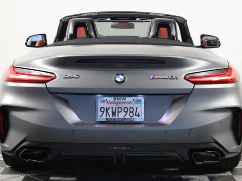 Certified 2024 BMW Z4 M40i w/ Premium Package RWD image 6
