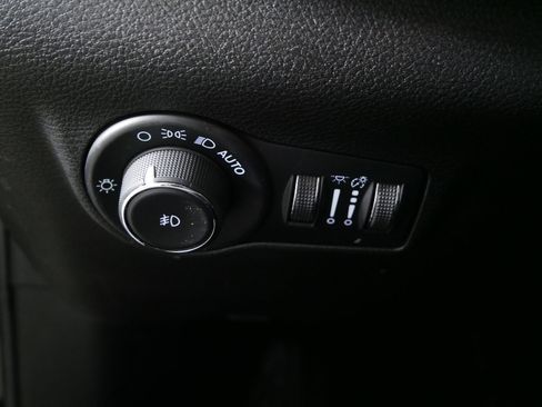 Used 2022 Jeep Compass Latitude w/ Convenience Group image 26