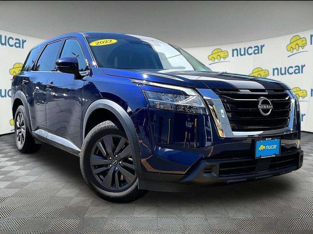 Used 2022 Nissan Pathfinder S AWD/4WD image 1