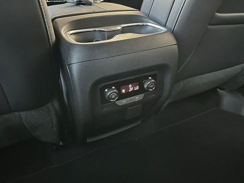 New 2026 Chevrolet Traverse Z71 image 21