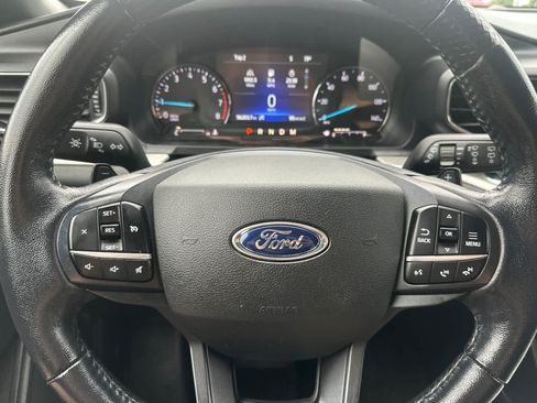 Certified 2020 Ford Explorer XLT w/ Equipment Group 202A AWD/4WD image 24