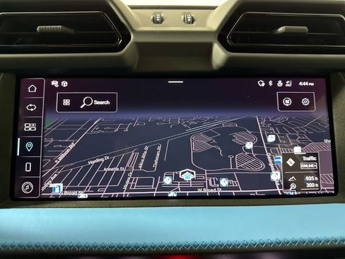 Used 2025 Lamborghini Urus SE image 41