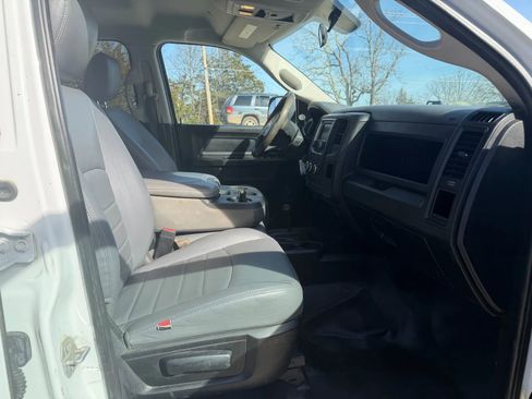 Used 2018 RAM 3500 Tradesman w/ Chrome Appearance Group image 49