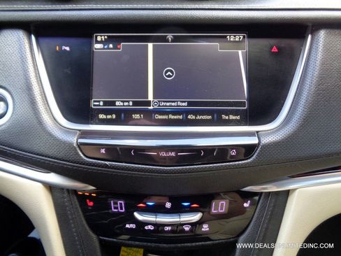 Used 2019 Cadillac XT5 Luxury w/ LPO, Radiant Package AWD/4WD image 13