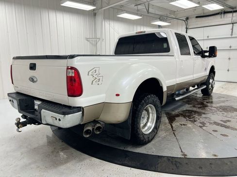 Used 2013 Ford F350 Lariat w/ Lariat Ultimate Pkg image 3