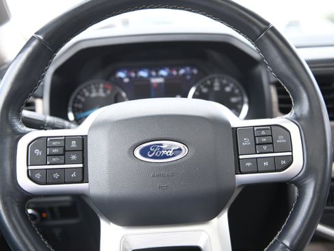 Used 2024 Ford Expedition Max Limited image 25