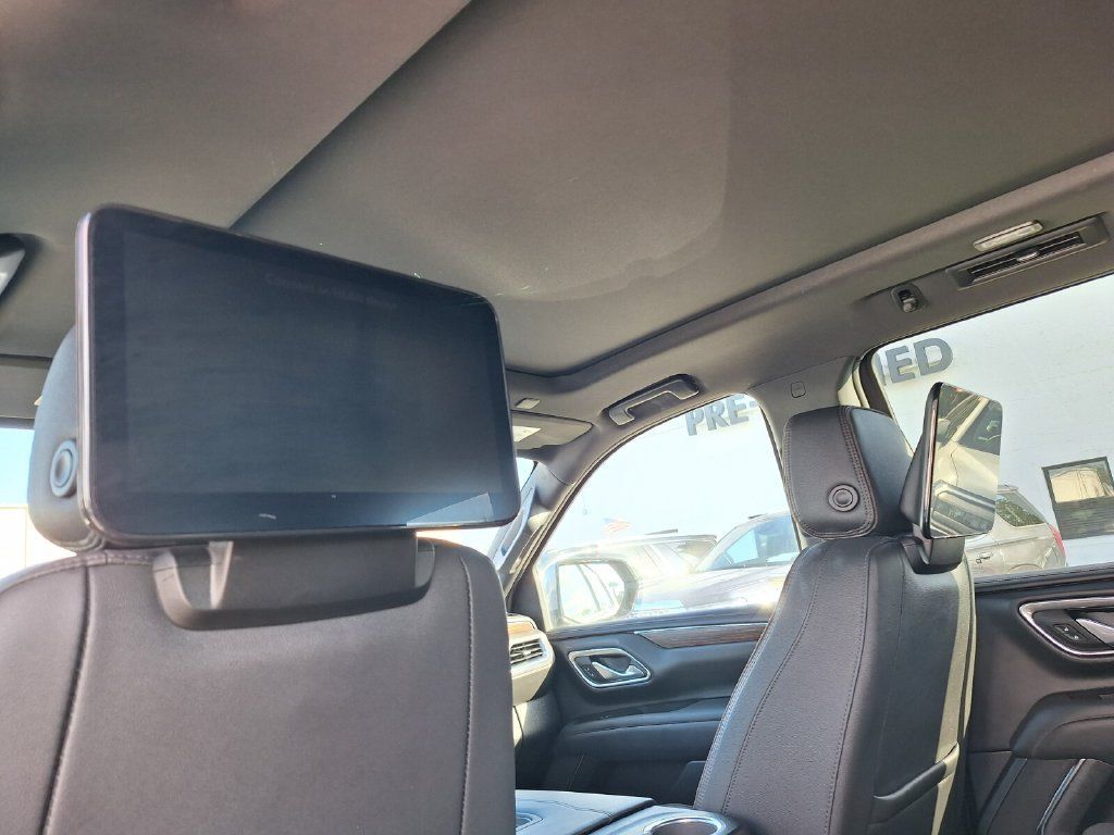 Used 2023 Chevrolet Tahoe High Country RWD image 12