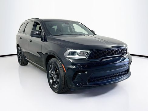 Used 2023 Dodge Durango GT w/ Blacktop Package RWD image 3