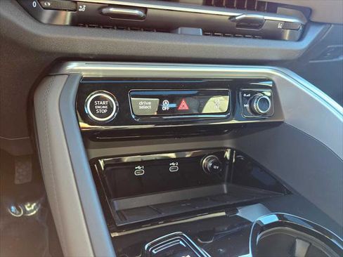 New 2025 Audi Q5 Prestige image 30