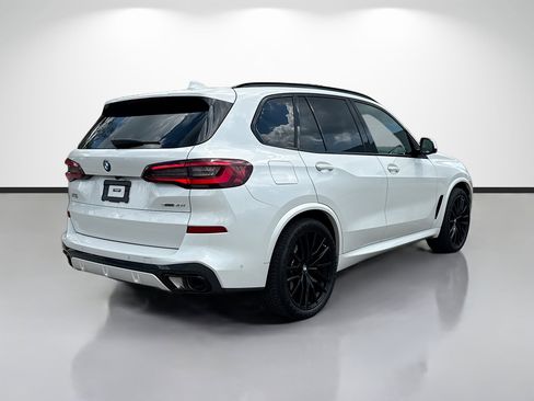 Used 2023 BMW X5 sDrive40i w/ M Sport Package image 3