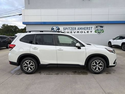 Used 2023 Subaru Forester Premium AWD/4WD image 11