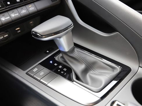 New 2025 Hyundai Elantra Sport image 27