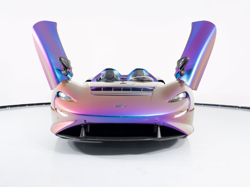 Used 2021 McLaren Elva RWD image 15