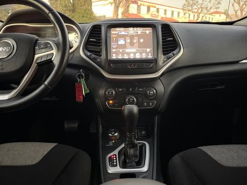 Used 2014 Jeep Cherokee Latitude w/ Trailer Tow Group image 14