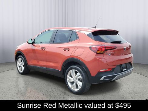 Used 2024 Buick Encore GX Preferred w/ Comfort Package AWD/4WD image 4