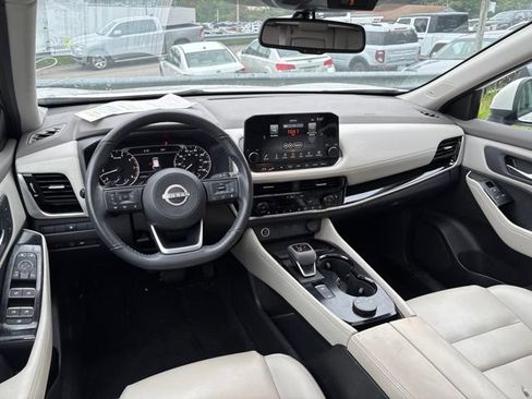 Certified 2023 Nissan Rogue SL w/ SL Premium Package AWD/4WD image 11