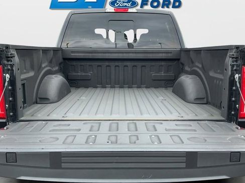 Used 2022 Ford F150 Lariat image 11