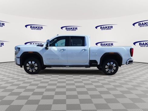 New 2026 GMC Sierra 2500 Denali w/ Denali Reserve Package AWD/4WD image 8