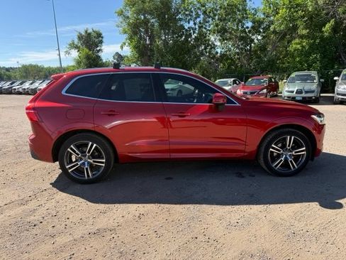 Used 2018 Volvo XC60 T5 Momentum w/ Convenience Package AWD/4WD image 7