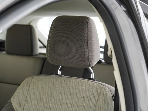 Used 2012 Ford Focus SE image 26