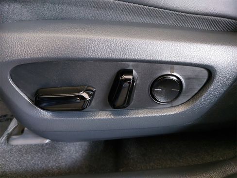 Used 2025 Lexus NX 350h 350h Premium image 33