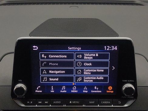 Used 2020 Nissan Altima 2.0 Platinum FWD image 25