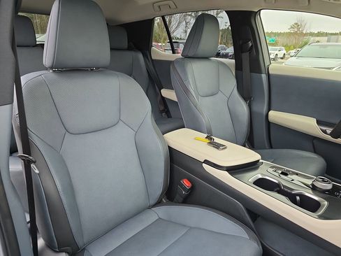 Used 2023 Lexus RZ 450e Premium image 12