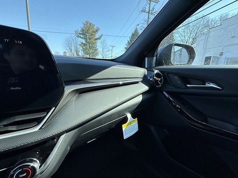 New 2026 Chevrolet Equinox LT w/ Midnight Edition image 13