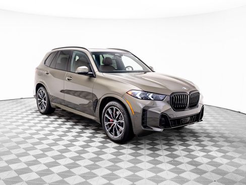 Used 2026 BMW X5 xDrive40i w/ M Sport Package AWD/4WD image 8