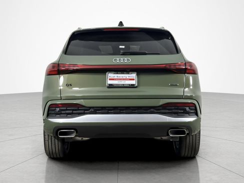 Used 2025 Audi Q5 Premium w/ Convenience Package AWD/4WD image 4